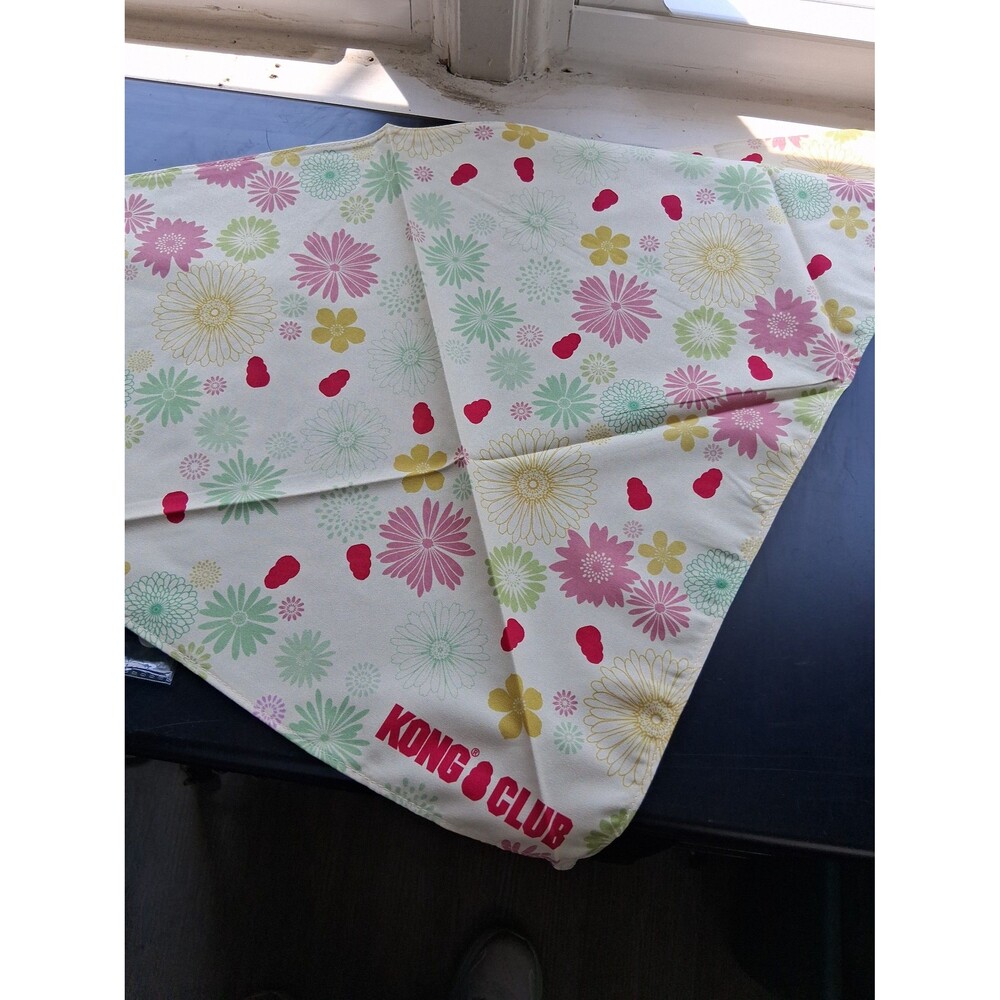 211 Spring Time Flowers Kong Club Bandana Dogs XL NWT Collectors Release